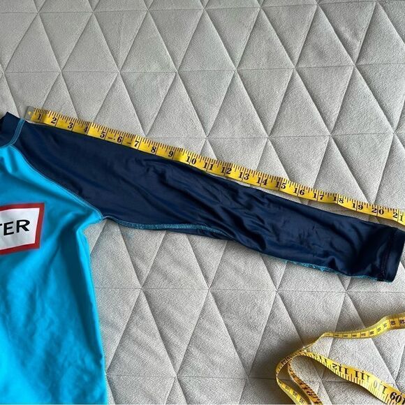 Hunter x Target Long Sleeve Swim Rashguard with Hunter Logo Blue Size Small - Picture 7 of 12